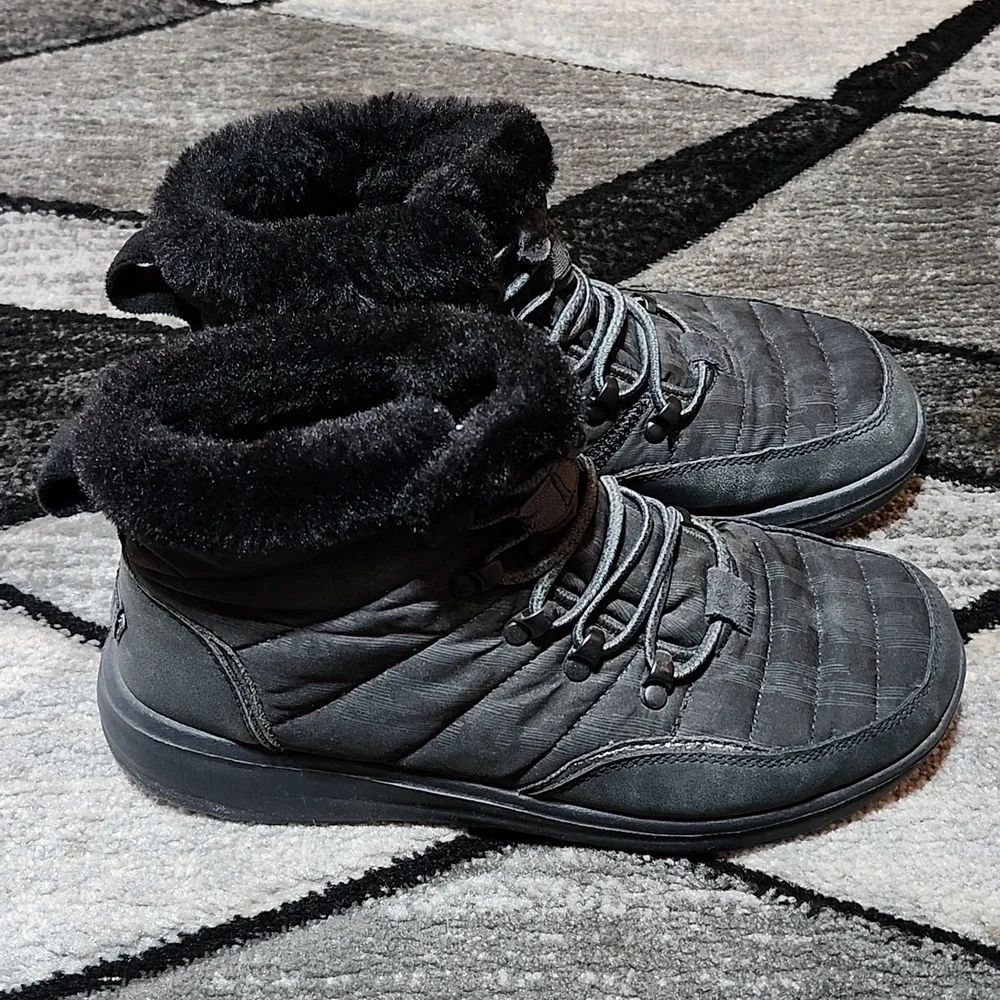 HEYDUDE BRANDY TOTAL BLACK WATER-RESISTANT FAUX-FUR ELASTIC LACES SHOES